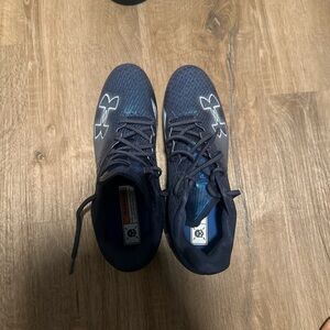 Under armor cleats size 10 color blue